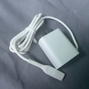 Braun 12V 0.4A AC/DC White Power Supply Adapter Type 492-5218